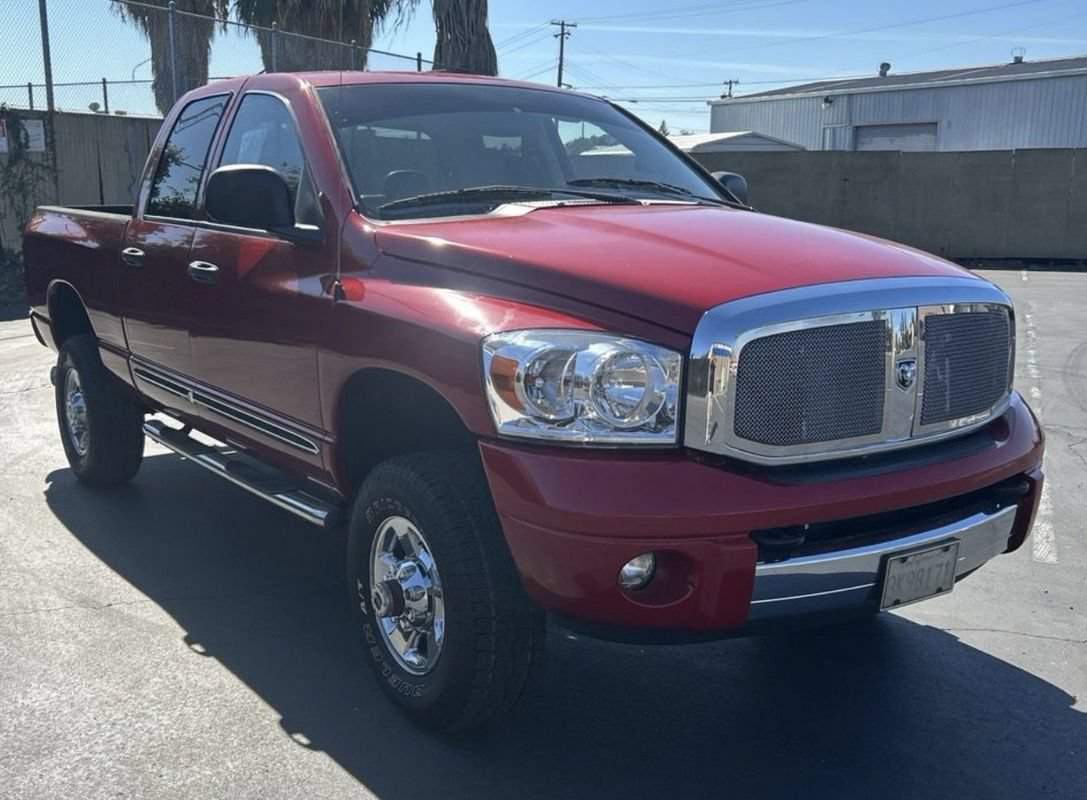 Used 2008 Dodge Ram 2500 Truck Laramie w/ Trailer Tow Group AWD/4WD image 2