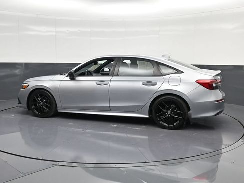 Used 2023 Honda Civic Sport image 8