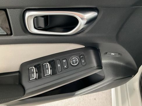 Certified 2024 Honda Civic EX image 5