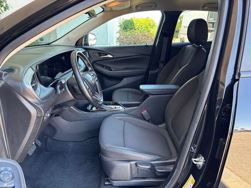 Used 2025 Buick Encore GX Preferred FWD image 22