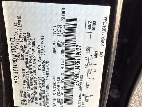 Used 2019 Ford Fusion SE FWD image 29