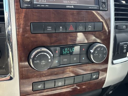 Used 2011 RAM 1500 Laramie AWD/4WD image 19