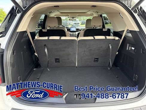 Certified 2022 Ford Explorer XLT w/ Equipment Group 202A RWD image 14