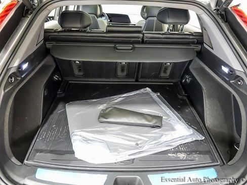 New 2026 Cadillac Optiq Luxury 1 image 19