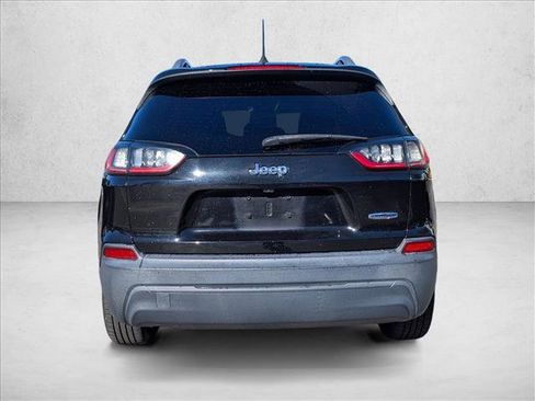 Used 2019 Jeep Cherokee Latitude w/ Popular Appearance Group image 8