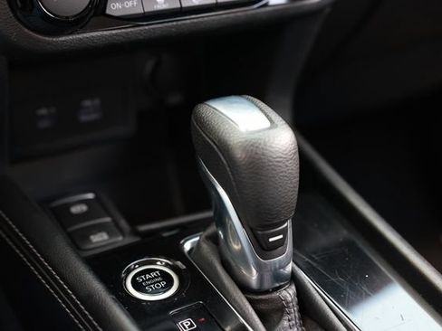 Used 2021 Nissan Kicks SV FWD image 43