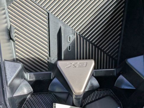 Used 2025 BMW X3 xDrive30i w/ Convenience Package image 24