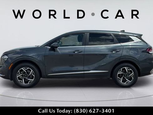 Used 2023 Kia Sportage LX FWD image 12