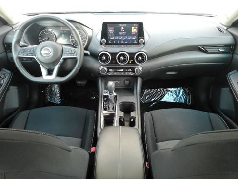 Used 2021 Nissan Sentra SV w/ Trunk Package FWD image 3