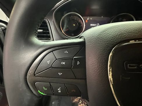 Used 2018 Dodge Challenger SXT RWD image 14