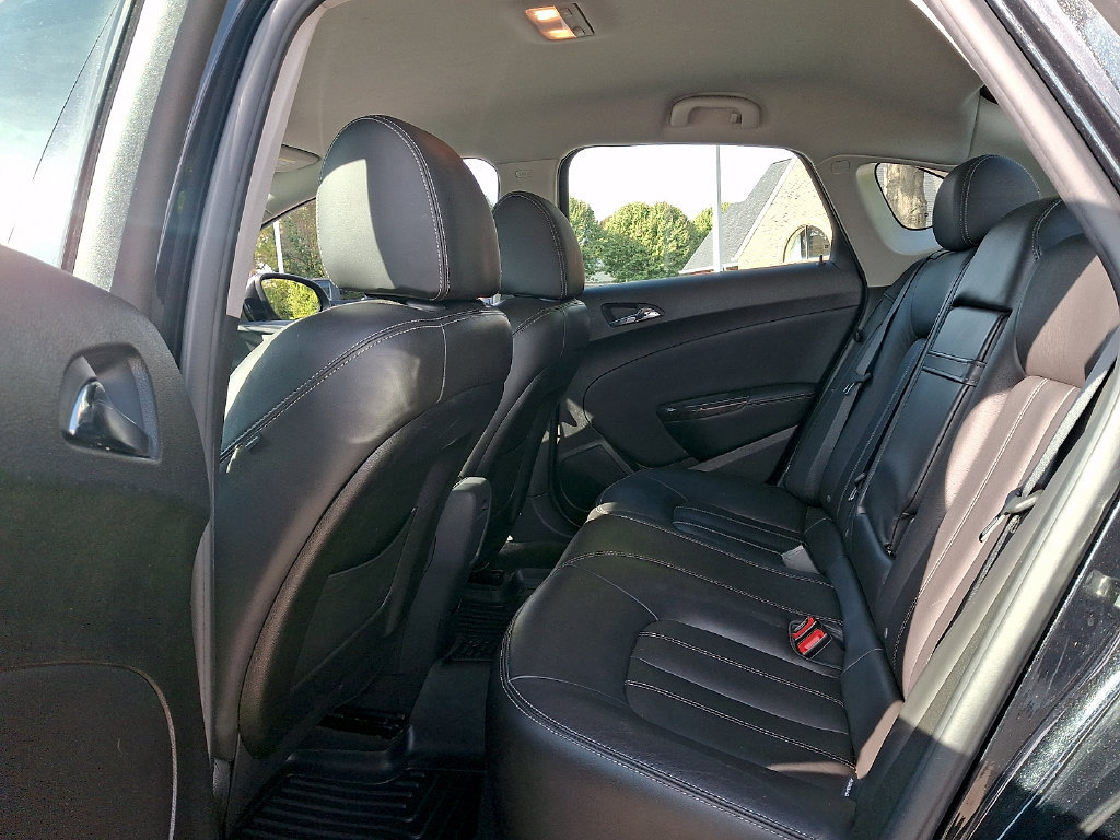 Used 2014 Buick Verano Leather FWD image 10