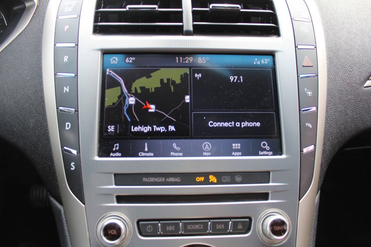 Used 2020 Lincoln MKZ Reserve w/ Monochromatic Package AWD/4WD image 12