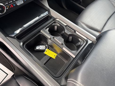 Used 2026 Ford F450 Lariat w/ FX4 Off-Road Package image 35