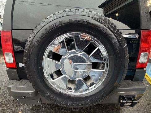 Used 2007 HUMMER H3 image 12