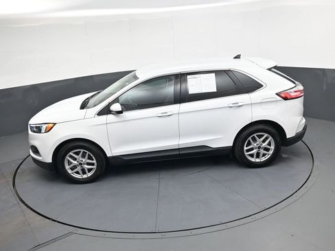 Used 2023 Ford Edge SEL image 33