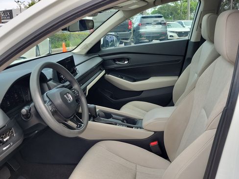 Used 2024 Honda Accord EX image 11