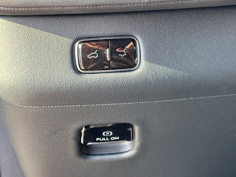 New 2026 Lincoln Navigator L Reserve w/ Jet Appearance Package image 17