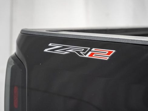 Used 2022 Chevrolet Colorado ZR2 image 22