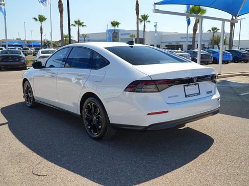 Used 2025 Honda Accord SE image 9