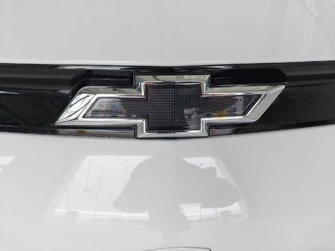 New 2027 Chevrolet Bolt LT FWD image 30