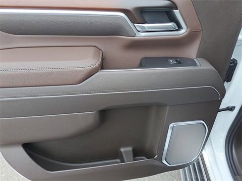 New 2026 GMC Sierra 2500 Denali w/ Denali Reserve Package image 10