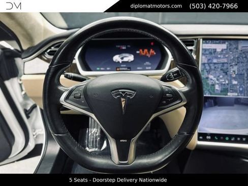 Used 2013 Tesla Model S Performance RWD image 28