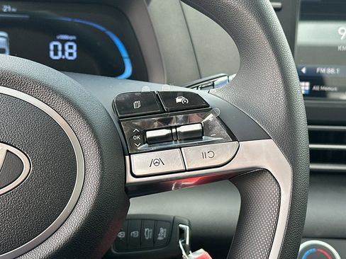 New 2026 Hyundai Elantra SE image 15