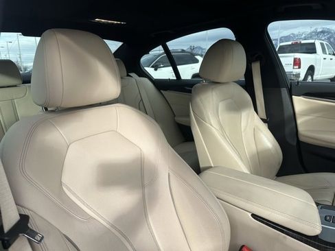 Used 2017 BMW 530i xDrive image 23