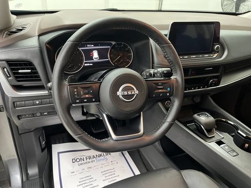 Used 2023 Nissan Rogue SV w/ SV Premium B Package AWD/4WD image 15