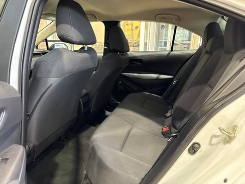 Used 2022 Toyota Corolla LE FWD image 19