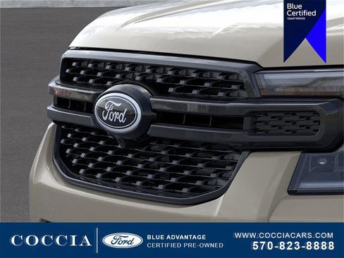 Used 2025 Ford Ranger Lariat w/ FX4 Off-Road Package image 17