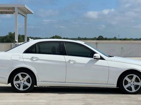 Used 2015 Mercedes-Benz E 350 4MATIC Sedan image 6