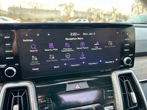 Used 2023 Kia Sorento X-Line EX image 22