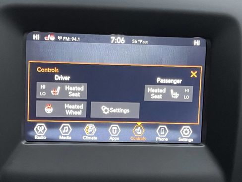 Used 2020 Jeep Compass Latitude image 25