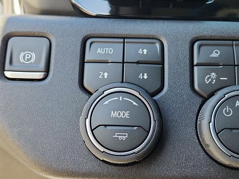 New 2026 Chevrolet Silverado 1500 LTZ AWD/4WD image 19