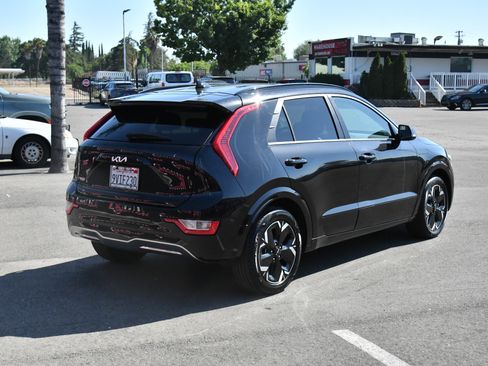 Used 2023 Kia Niro Wind FWD image 8