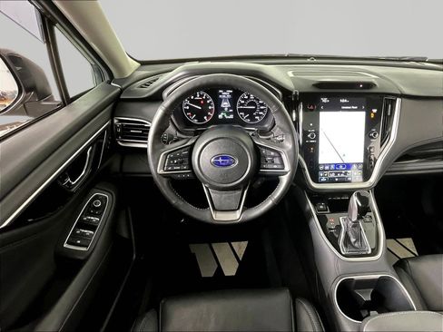 Used 2025 Subaru Outback Touring XT w/ Popular Package #2 AWD/4WD image 8