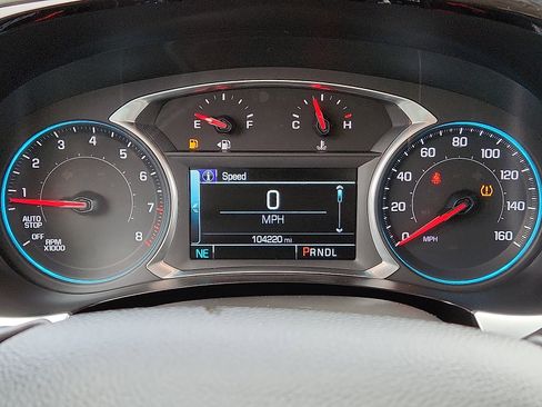 Used 2019 Chevrolet Traverse LT FWD image 18