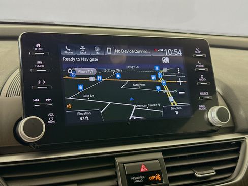 Used 2022 Honda Accord Touring image 14