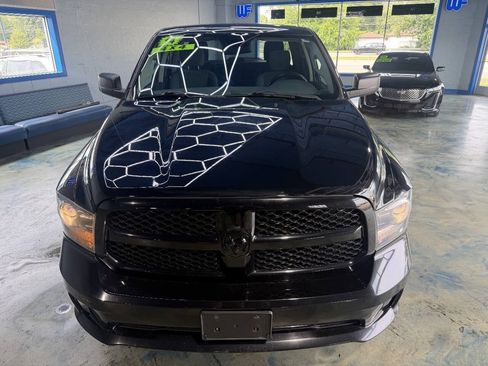 Used 2014 RAM 1500 ST w/ ST Popular Equipment Group AWD/4WD image 4