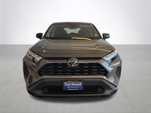 Used 2023 Toyota RAV4 LE AWD/4WD image 3