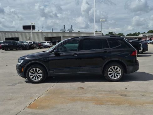 Used 2018 Volkswagen Tiguan S FWD image 3