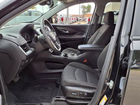Used 2022 GMC Terrain SLE w/ Driver Convenience Package FWD image 18