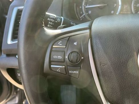 Used 2019 Acura TLX w/ Technology Package FWD image 9