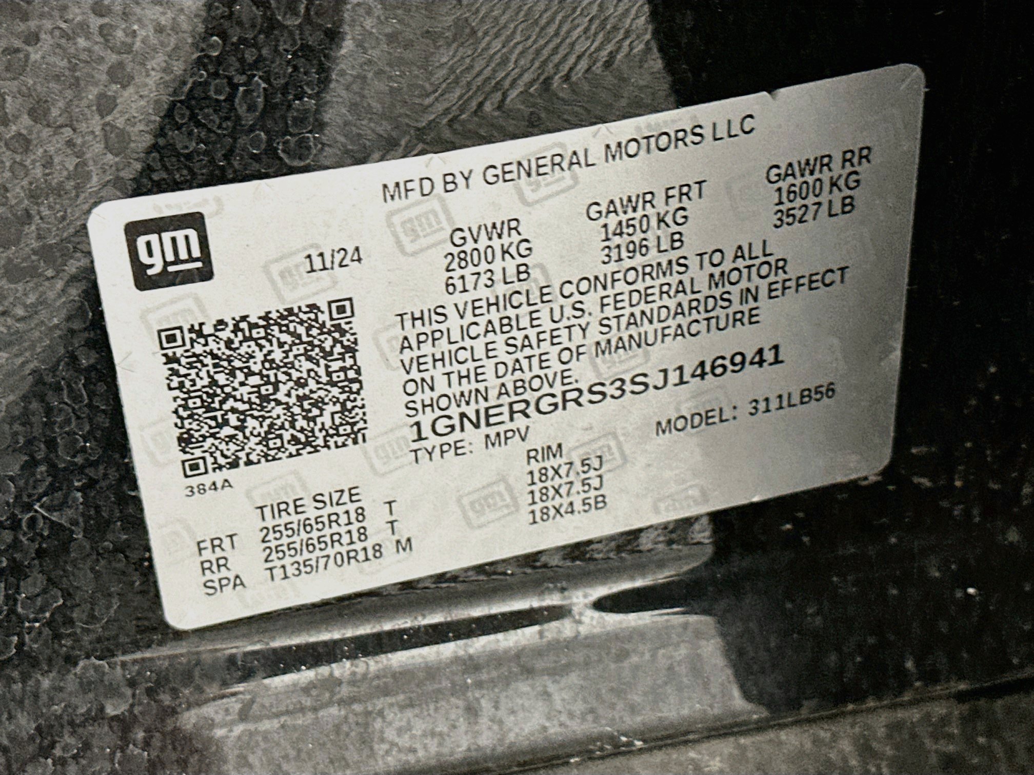 Used 2025 Chevrolet Traverse LT FWD image 12