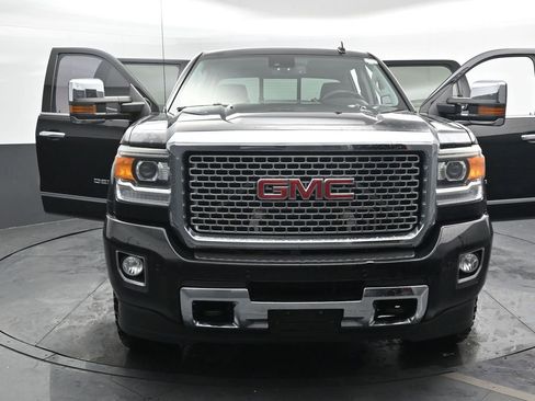 Used 2016 GMC Sierra 2500 Denali w/ Duramax Plus Package image 41