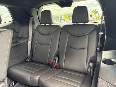 Certified 2023 Cadillac XT6 Luxury FWD image 13