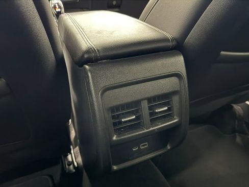 Used 2022 Cadillac XT4 Premium Luxury w/ Enhanced Visibility Package image 38