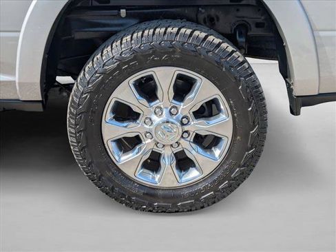 Used 2022 RAM 2500 Limited AWD/4WD image 26