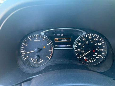 Used 2020 Nissan Pathfinder SL w/ Cargo Package AWD/4WD image 26